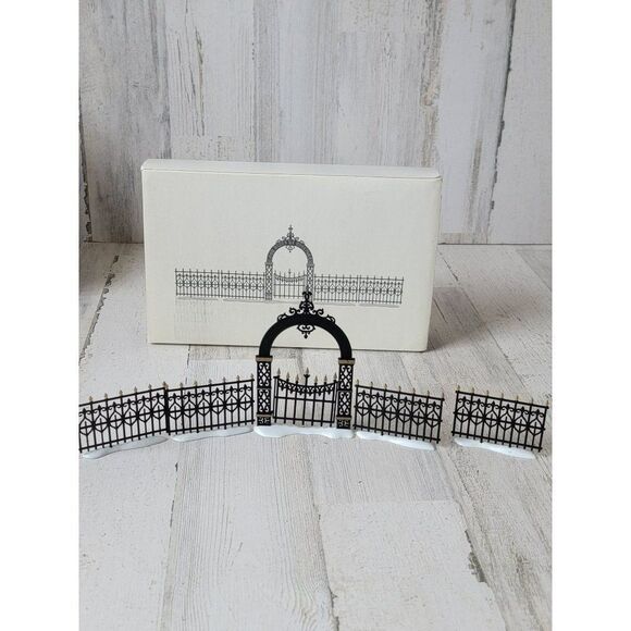 Dept 56 52523 heritage village Victorian Wrought Iron Fence & Gate accessory - Picture 1 of 8